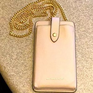 COPY - Michael Kors cell phone crossbody holds 5 credit cards gold chain pale p…